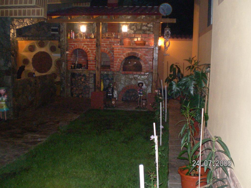 Motel Davios Târgu Jiu Exteriör bild