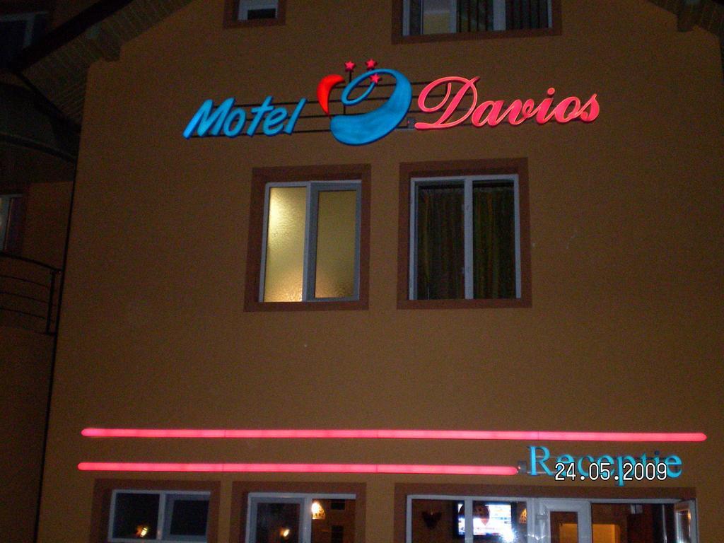 Motel Davios Târgu Jiu Exteriör bild